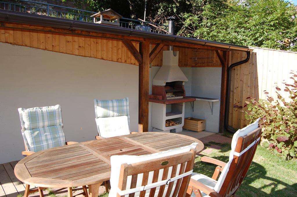 Villa Quenz Family Suites St. Ulrich in Gröden Exterior foto