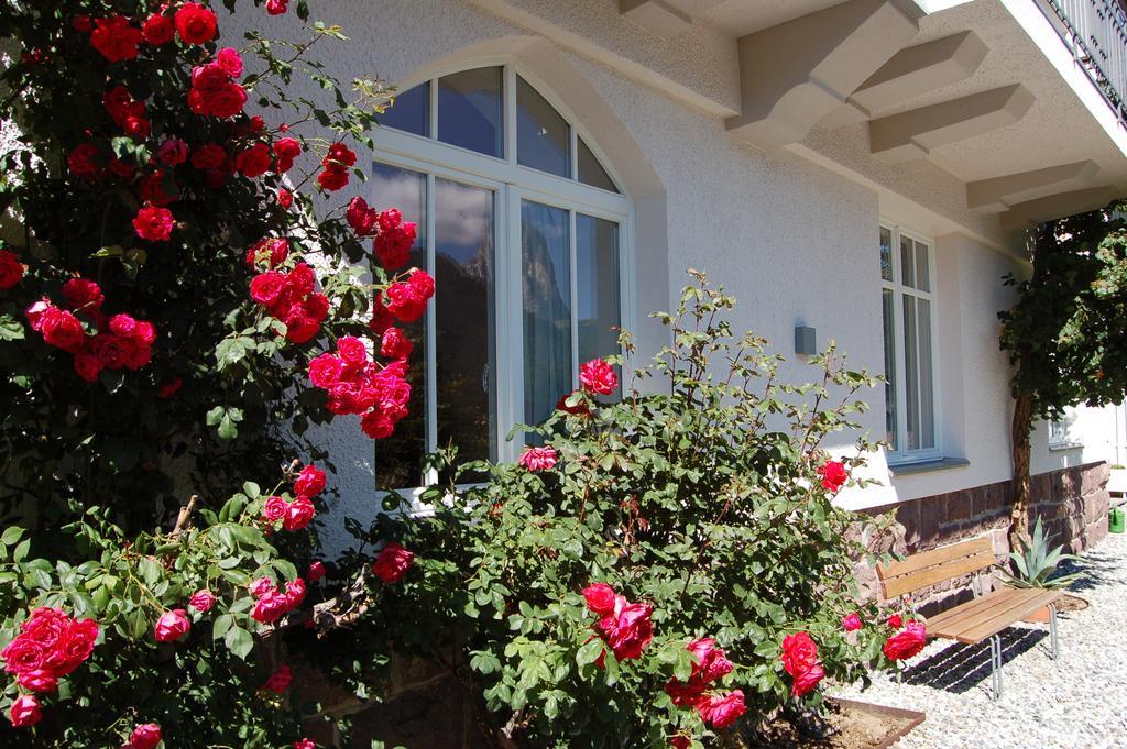 Villa Quenz Family Suites St. Ulrich in Gröden Exterior foto